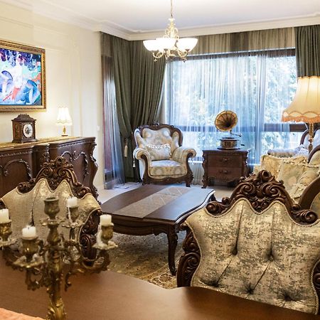 Central Luxury Antique Apartment Варна Экстерьер фото