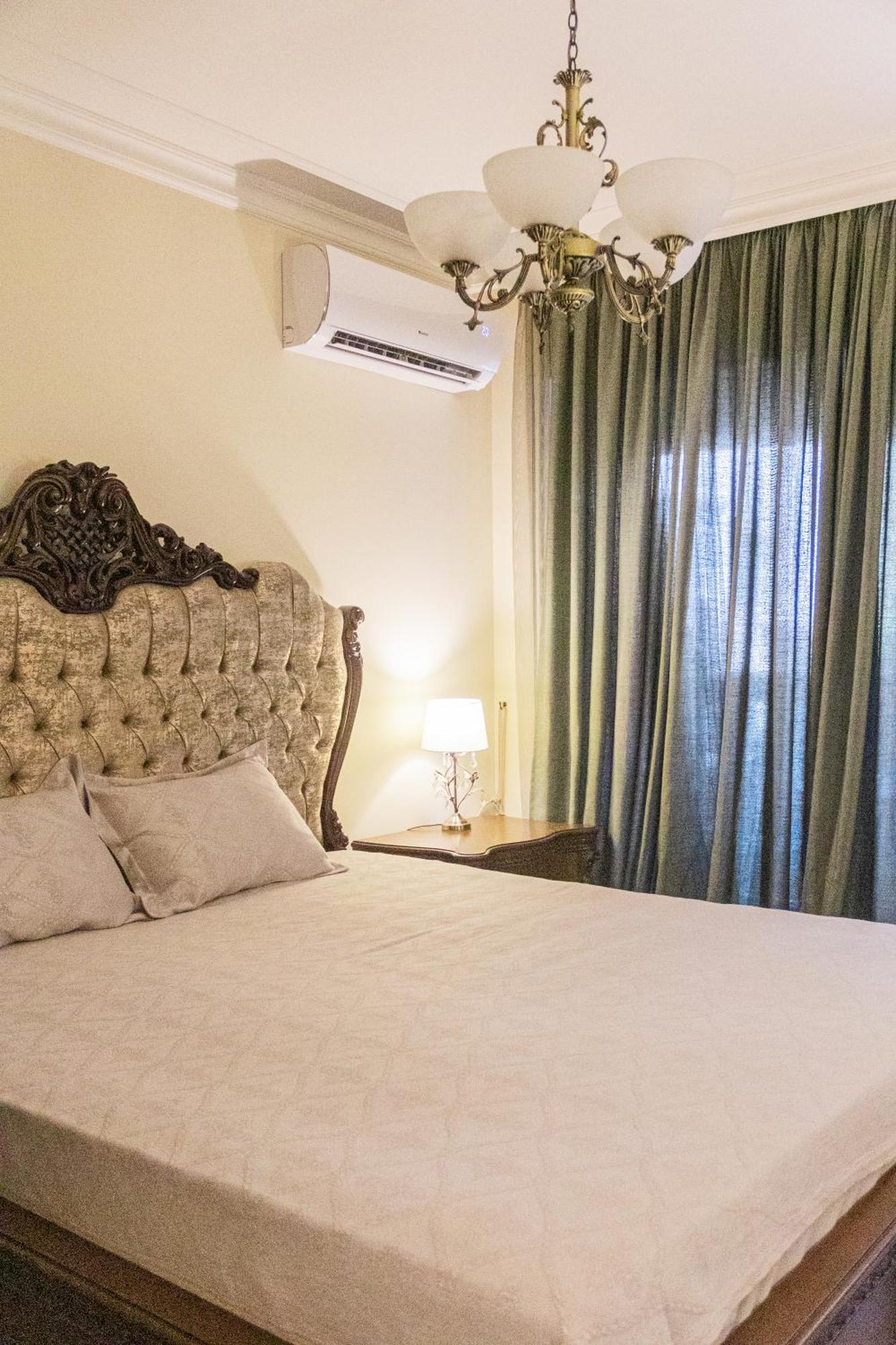 Central Luxury Antique Apartment Варна Экстерьер фото