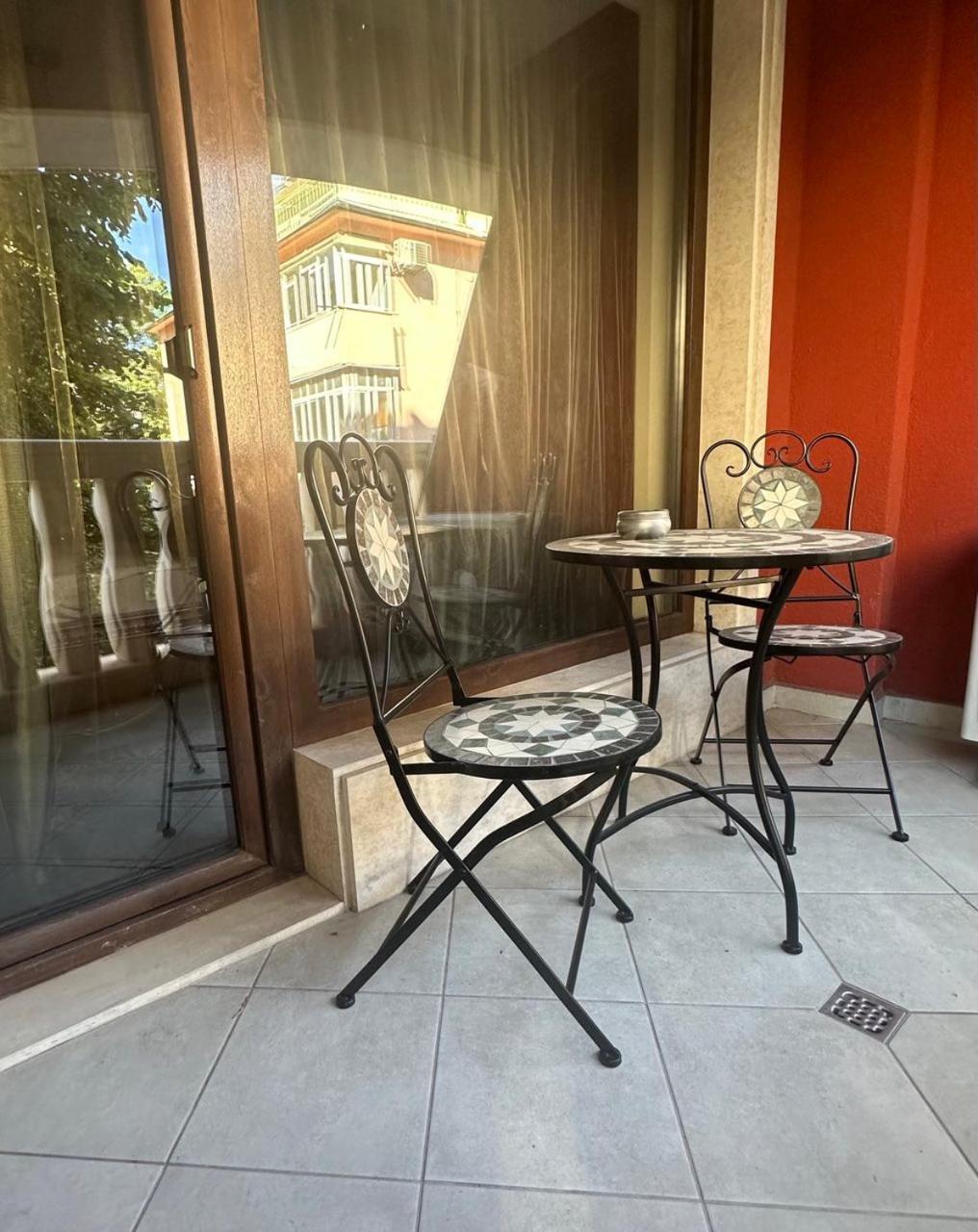 Central Luxury Antique Apartment Варна Экстерьер фото