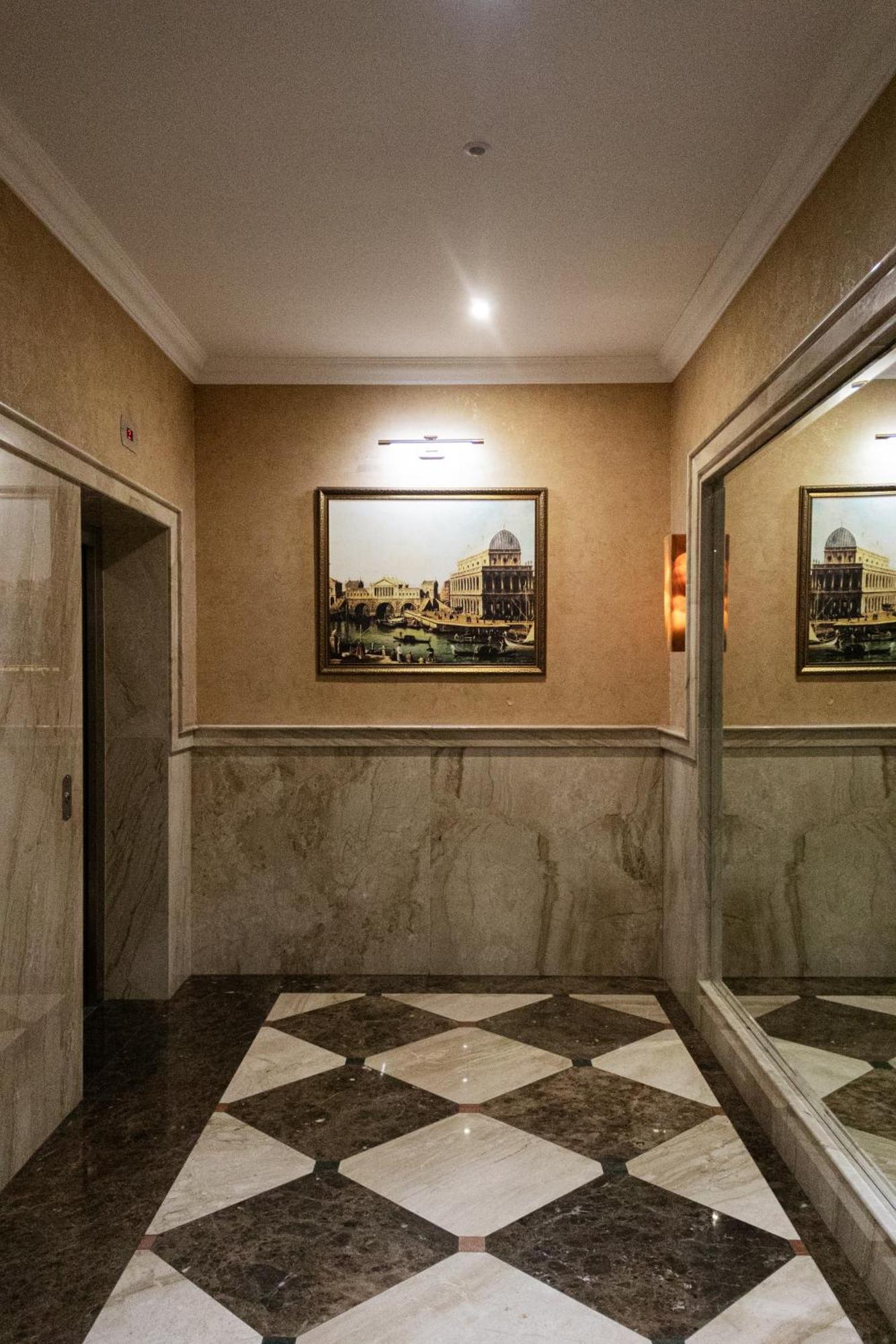 Central Luxury Antique Apartment Варна Экстерьер фото